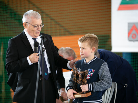 Le jeune Louis Longuemart a été récompensé et mis à l'honneur pour son titre de champion régional